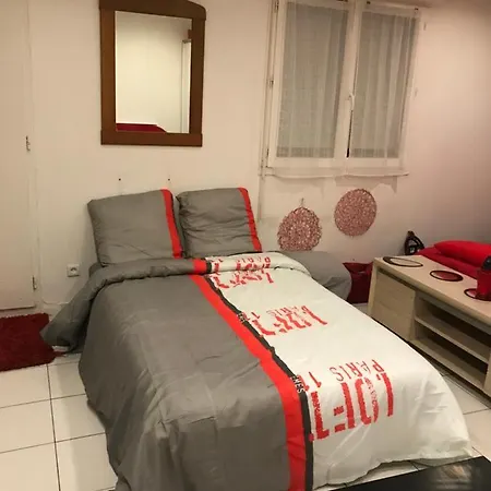 Disney Urbain Studio דירה